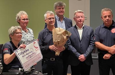 Billedet viser medlemmer af Nivå Bådelaug, der har modtaget handicapprisen for 2023